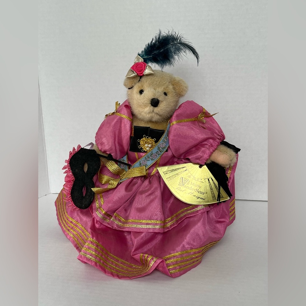 Muffy VanderBear Bal Masque North American Bear 1991 Collectible 8” Figure